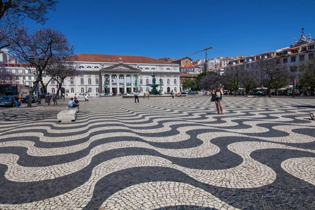 Magnificent Historical City Centre Apart With Terrace Lisbona Esterno foto