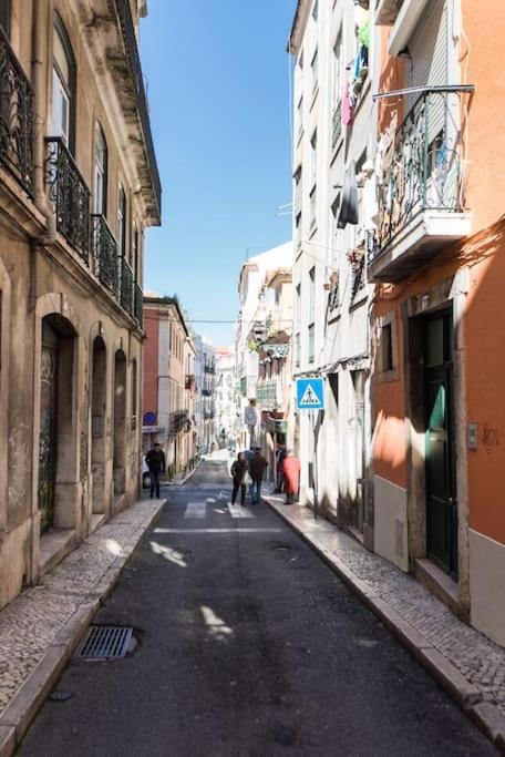 Magnificent Historical City Centre Apart With Terrace Lisbona Esterno foto